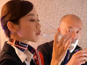 JapBliss 4K - 来自日本的继女对这个性爱视频感到害羞