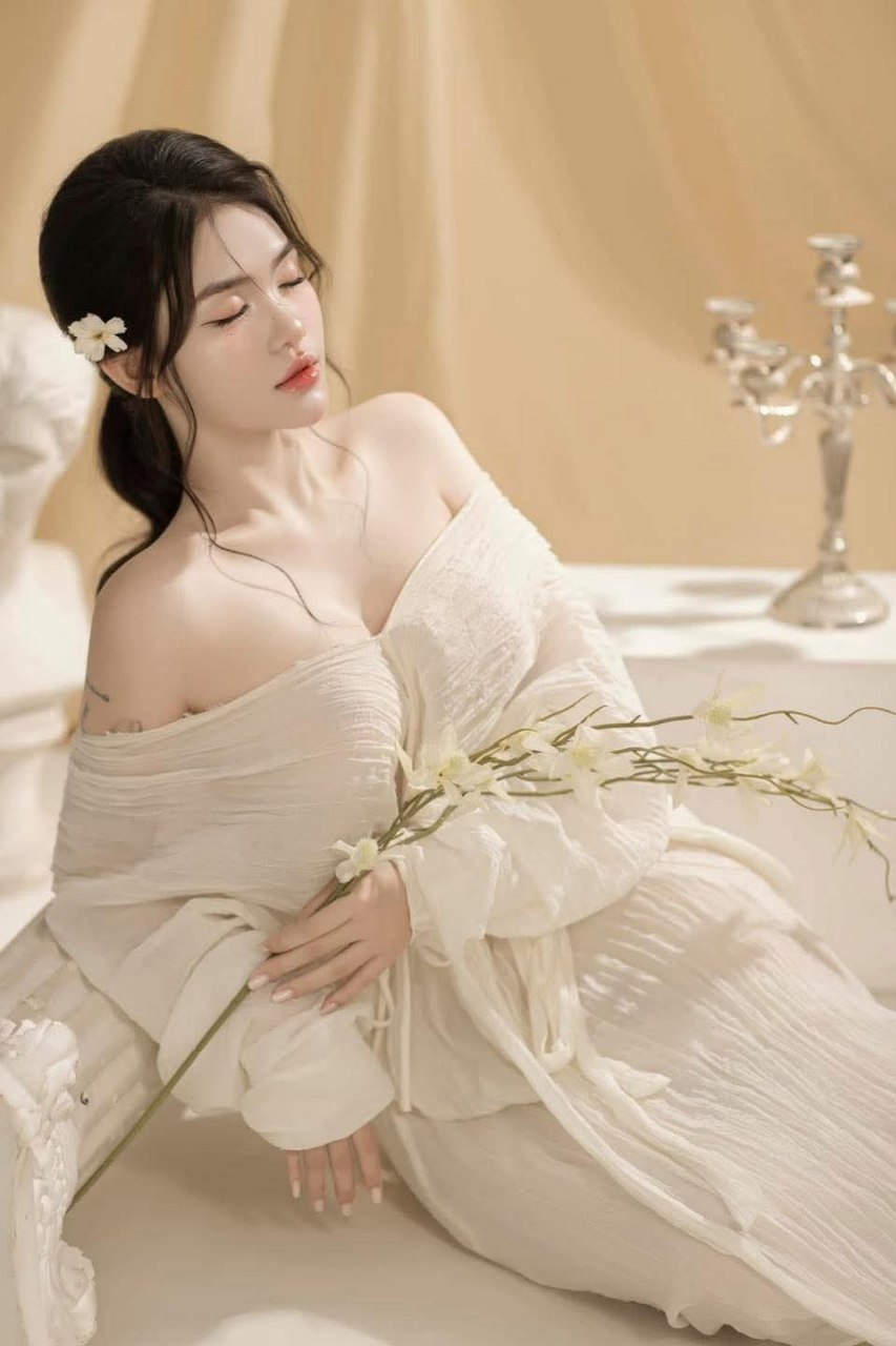 Massage với vợ 2